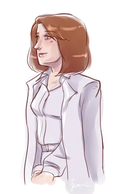 jaune-valjeen: Para-Medic is p much Claire Dearing, except she’s a far more motherly and carin