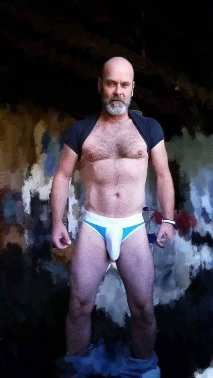 horny-dads:  again a new fan message from a Horny Daddy. Thank you Dude  horny-dads.tumblr.com   