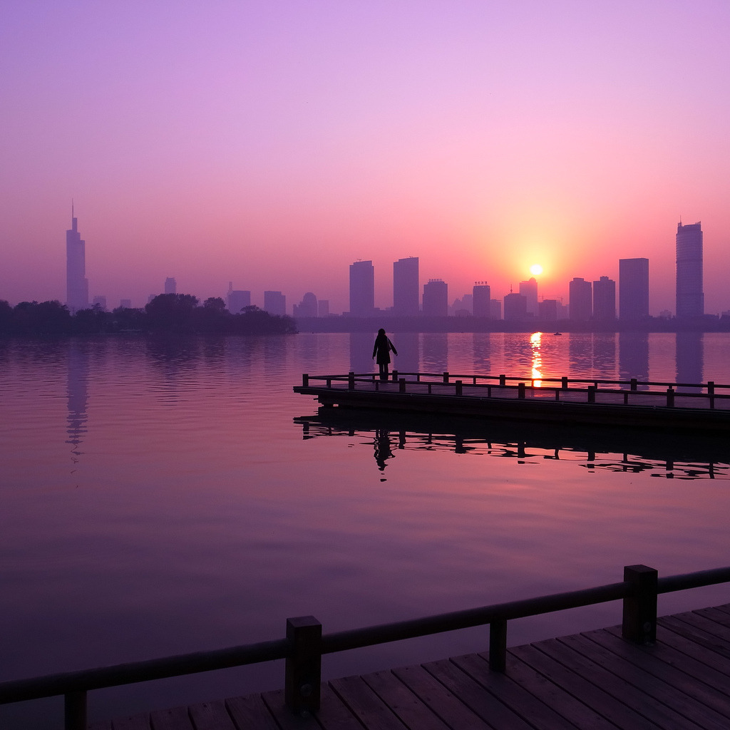    XuanWu Lake NanJing China (by 刁伟伟) 