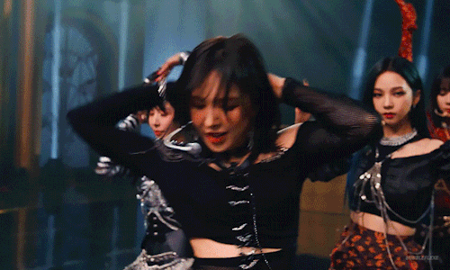 WENDY | Step Back