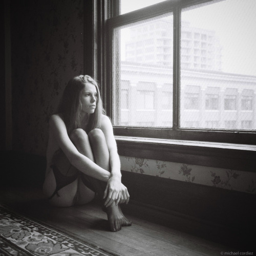 stockingssexy:  http://stockingssexy.tumblr.com/archive