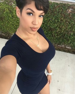 banginazzbeauties:  Zashia Santiago though…….