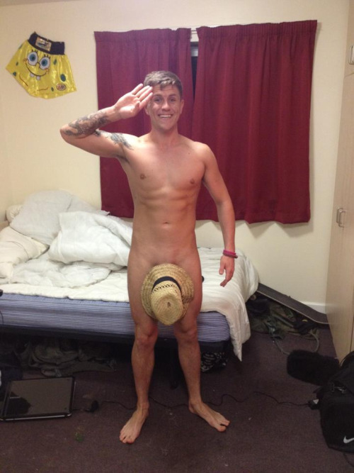 Military soldier prince harry naked pic