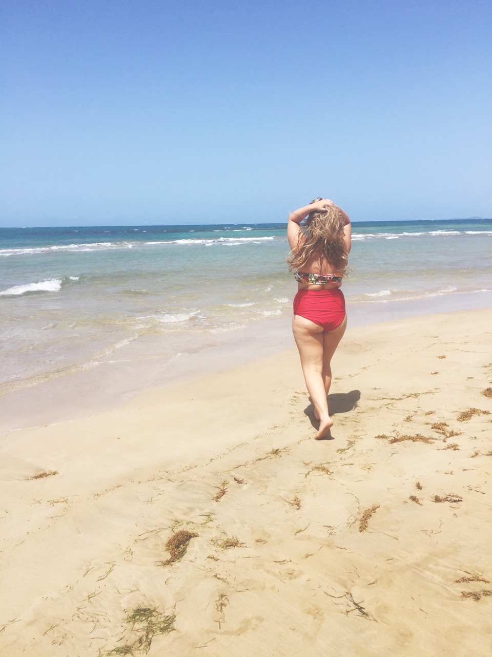 chubby-bunnies:  swimsuit season has never been easy for me, but this year i decided
