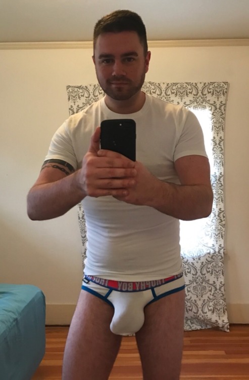 sandomin: underlads: The hottest guys in their underwear at UNDERLADS with over 19,000 followers!!!S