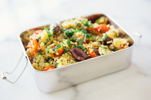 Skinny Quinoa Salad Ingredients 2 ½ cups cooked quinoa 1 pint of cherry tomatoes ½ med
