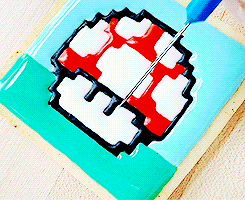 delicieuss:  nintendo mushroom cookie 