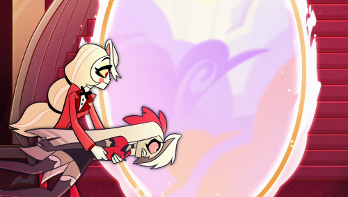 She Touch The Boob