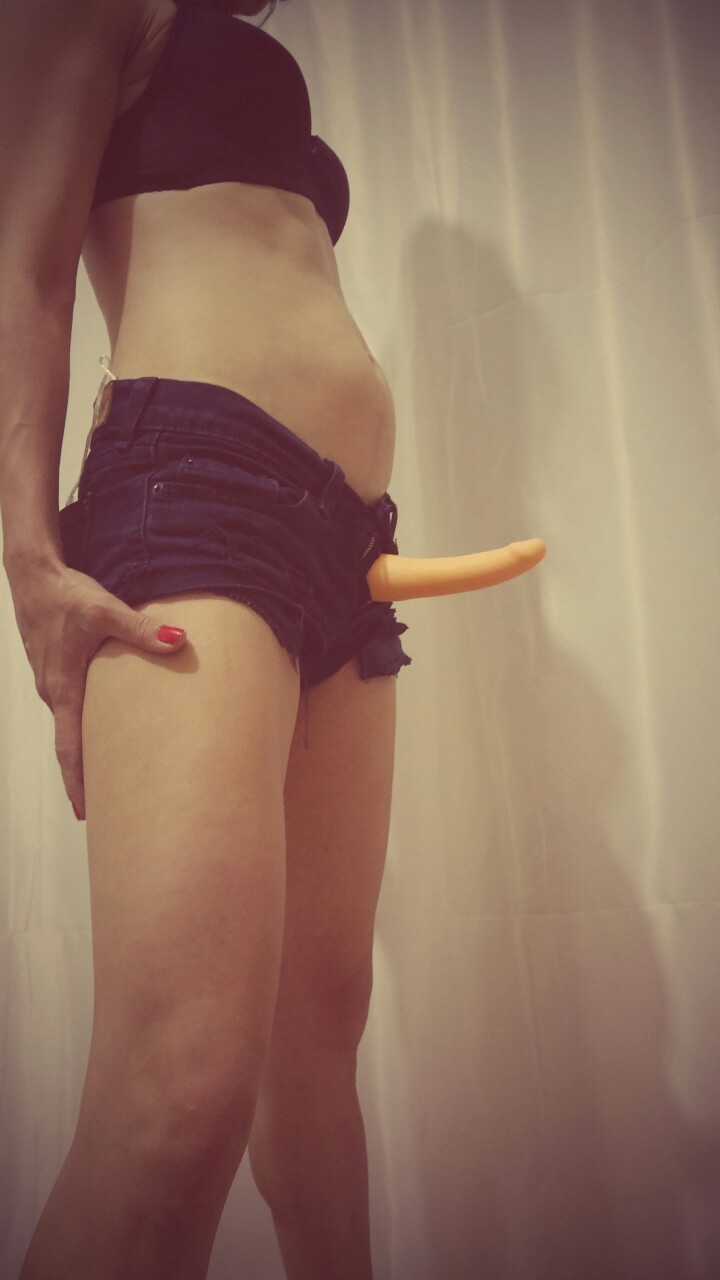 bitch-daddy:  peggingisforlovers:  Sexy strap-on super set.  Powerful women gets