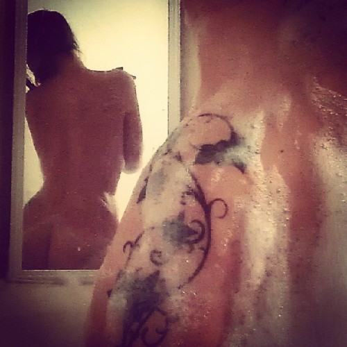 secretletterswithinvisibleink:  #wetwednesday :)