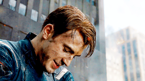 peppermoonchilds:  thunderboltsortofapenny:  #that might be the first time he smiles