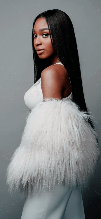 normani kordei; simple lockscreenlike/reblog | @spearbinsung