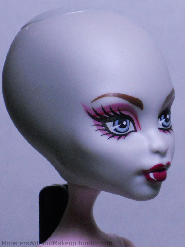 Advice to Cover Bald Spots After Rerooting Doll. : r/DollCustomization