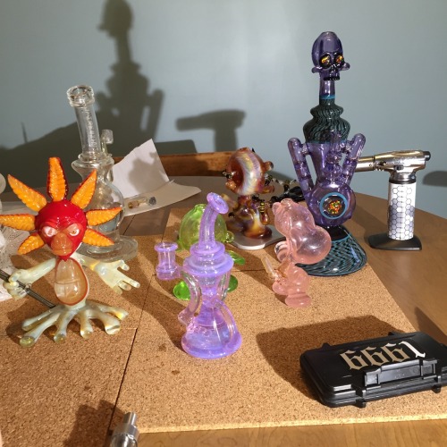 opiateofmylife:  thc-rious:  zzvspecial:  Welcome to the headylands.  5/6/15 Philadelphia, PA Peter Muller, slop glass, elks that run x 2-stroke x AKM, luda x evol, JD maplesden x Harold cooney, sleek, calm x coyle, staklo glass, team Japan, mothership.