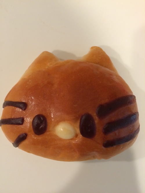 About to eat my face! Oishisoo!