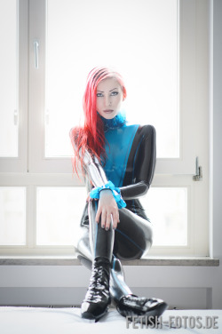 latexcrazy:  Miss Vaine Villaine wear the latex catsuit Mystique from LATEXCRAZY.comFREE made-to-measure &amp; chlorination service includedall Radical Rubber &amp; 4D Supatex colorshandmade in Germanypicture: fetish-fotos.de