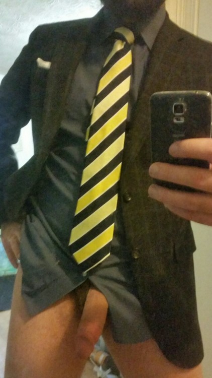 buttonfrontshirtaddict:  tmillzasaurus:  Love when I get to be suited up for work! Wish I had a boy here to help my fit into my trousers.  Wish I could be there to help with this! Looks delicious. 