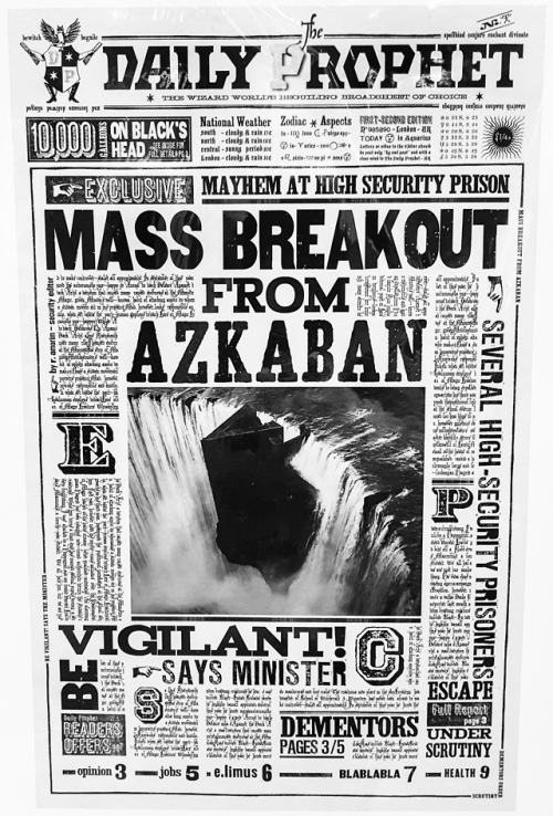 avengcrwanda: Harry Potter wanted posters and The Daily Prophet front pages. – Minalima Exhibi