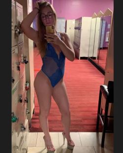 stripper-locker-room:  https://www.instagram.com/4jaxx4/