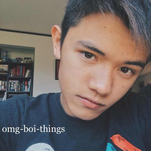 boisftw: omg-boi-things1: 〰▫️〰〰▫️〰〰▫️〰〰▫️ Now celebrating over 28,000 followers! QTPIE!!!!!!