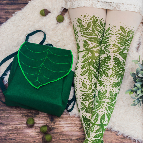 Virivee Forest Tights in greenBeautiful hand printed tights with forest pattern. Also available in o