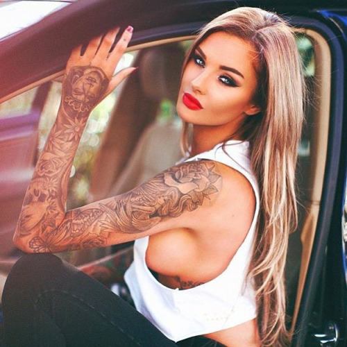 tattedbabes66: tatted babes - tattedbabes66.tumblr.com #tatted babes #tatted girls #tatted ch