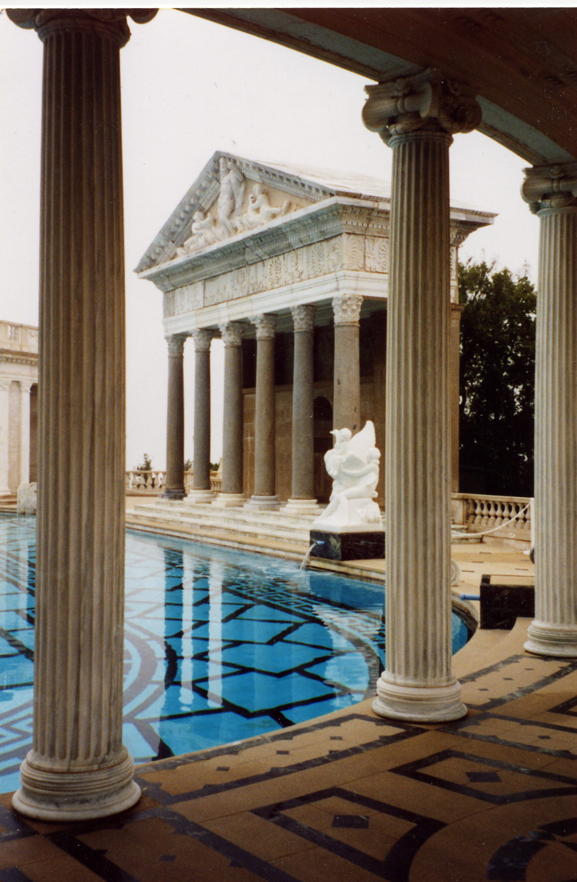 luxuryandlife:  Follow me on instagram @stylandluxury :-) !
