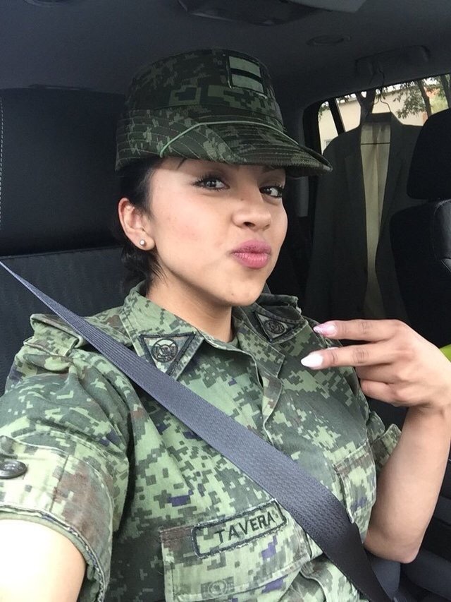 hornythots:  Beyond call of duty ❤️
