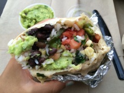 broccolibabe:  Chipotle should pay me for the 5 star vegan burrito selfies I take on the reg  All dat guac 👌😍