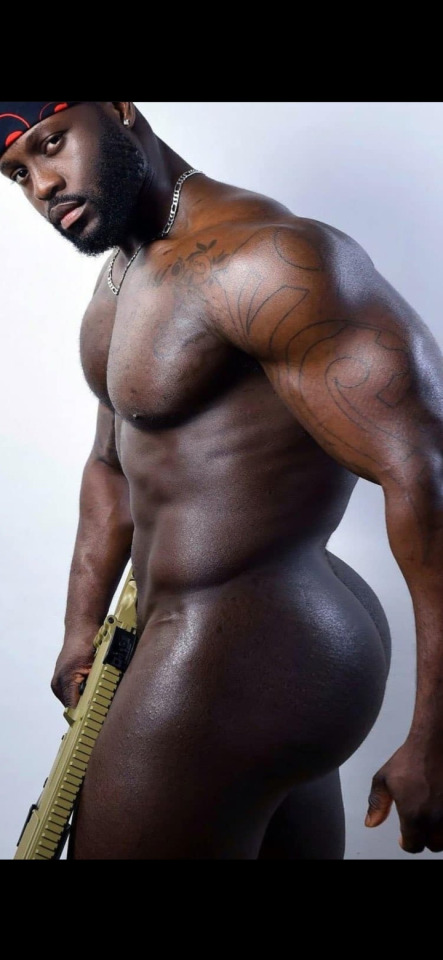 bobbyt65:sidlow:darkmen101:Bet he’s got some good assMAGNIFICENT&hellip;