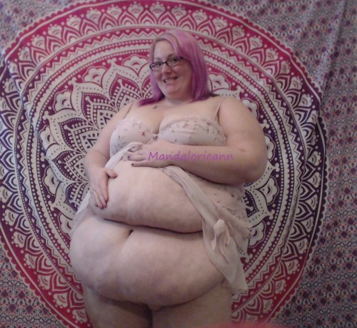 Porn cherrybombsbbw:  Enjoy watching me grow? photos