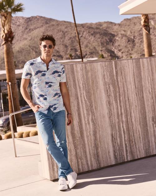 Miles McMillan for Express Men’s SS ‘22 campaign 