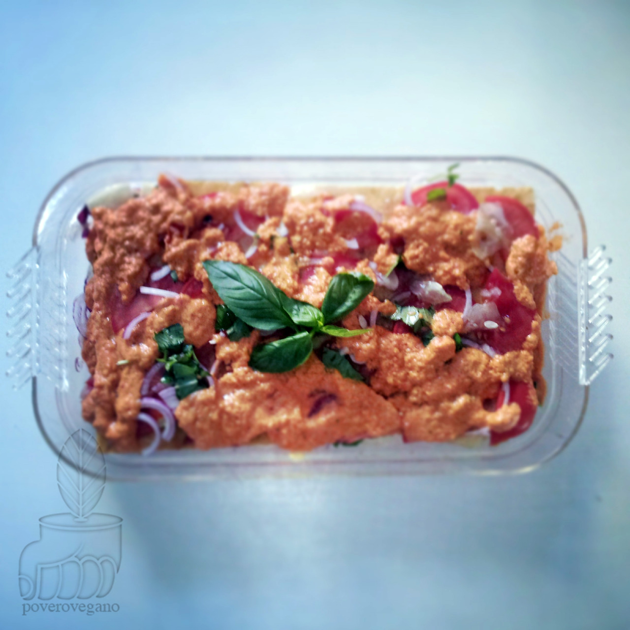 poverovegano:  LASAGNE FREDDE ESTIVE Per questa ricetta noi abbiamo usato del pane