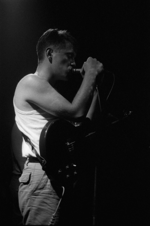 leadersof-men: New Order live at Mainstreet in Auckland, December 3 1982. Photo by Jonathan Ganley.