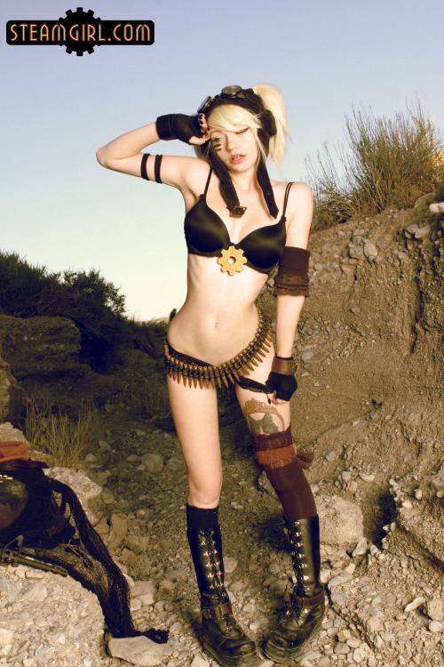 steamgirlofficial:  “Nice photos!”“Unbelievable!”“Keep these pics coming!”“Amazing!”“Cool scenery!”“Oooo!”“Lovely clothes!”“Awe-inspiring beauty!” This seems