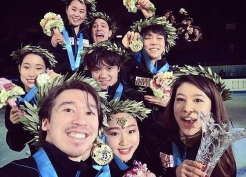 WORLD TEAM TROPHY 2017 Near the end~~ YEAH TEAM JAPAN OMG I don’t want the season to end Photo of 