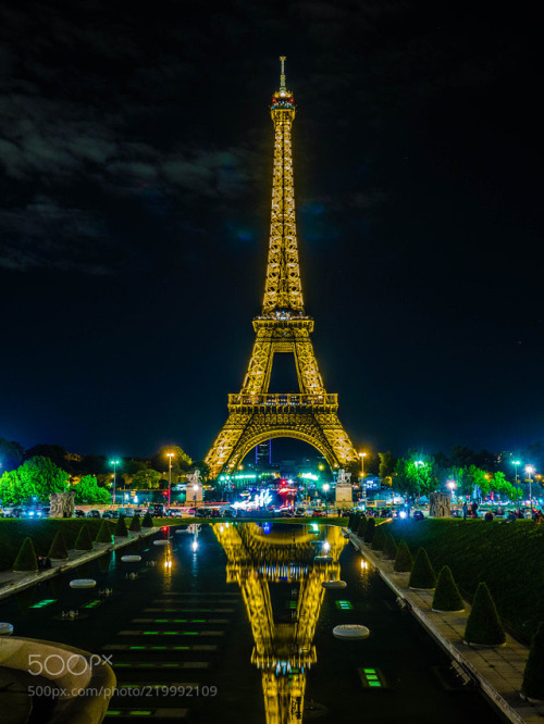 Classic Eiffel by jorgegasparferreira