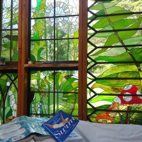 lynati:desjarlaisdesigns:sosuperawesome:Stained Glass by Neile Cooper on EtsyRead more about Neile&r