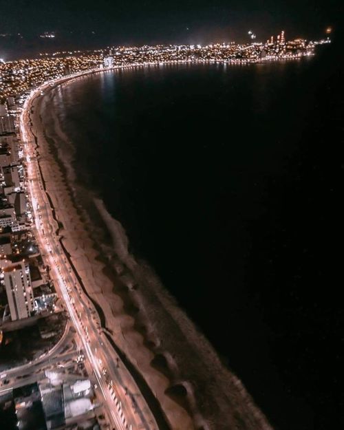 mexicoporsiempre:  El malecón más bonito de México, sin duda alguna es el del bellísimo puerto de Ma