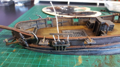 WIP : Sloop-of-War / The Sea FalconHello everyone !I painted the mast. I also created the shrouds. T