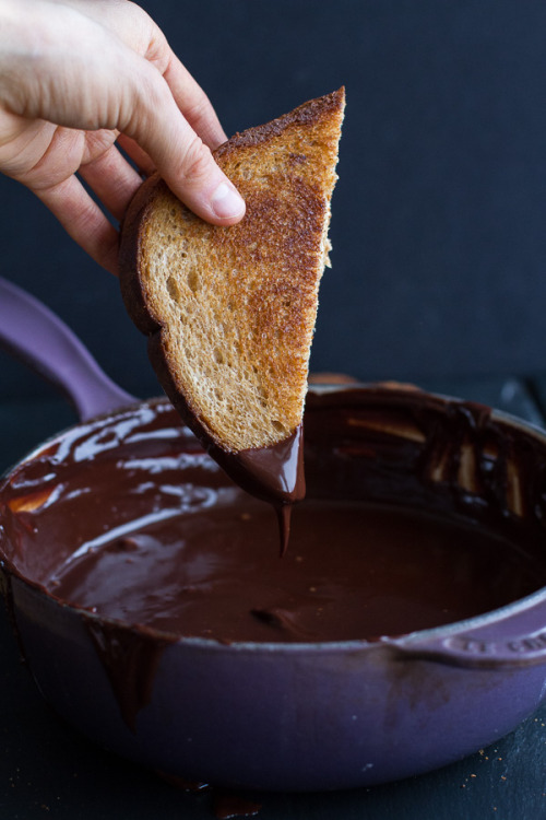 do-not-touch-my-food: Toasted Fluffernutters with Chocolate