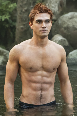 zacefronsbf:KJ Apa in Riverdale Season 3