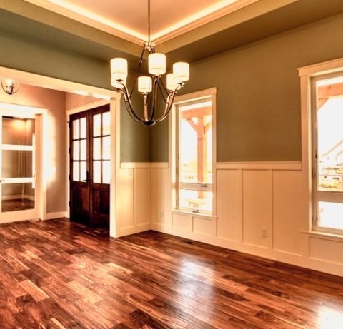 Farmhouse Dining Room - Dining RoomEnclosed Dining Room Idea With Gray Walls, A Large Country Medium