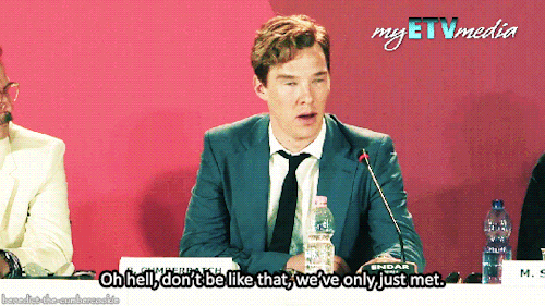 benedict-the-cumbercookie:Benedict Cumberbatch being  interviewed at the Venice film festival for Ti