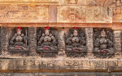 Saptamatrika panel, Parasuramesvara Temple, Bhubaneswar, Odisha, photos by Kevin Standage, more at h