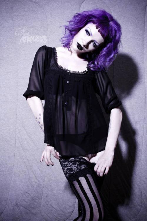 Sex gothicandamazing:    Model: Lady Marlene pictures