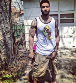 dominicanblackboy:  Gorgeous tatted hunk