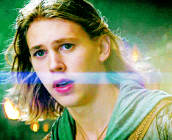 dailyshannaragifs:  Austin Butler as Wil in The Shannara Chronicles. 