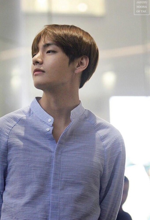 idolq: Kim Taehyung