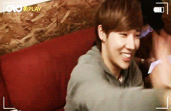 taenggyu:  Sunggyu acting cute 